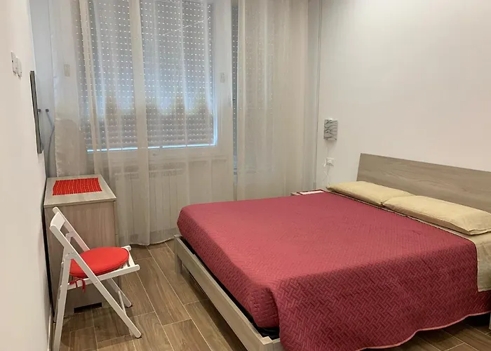 Ema's Place דירה *